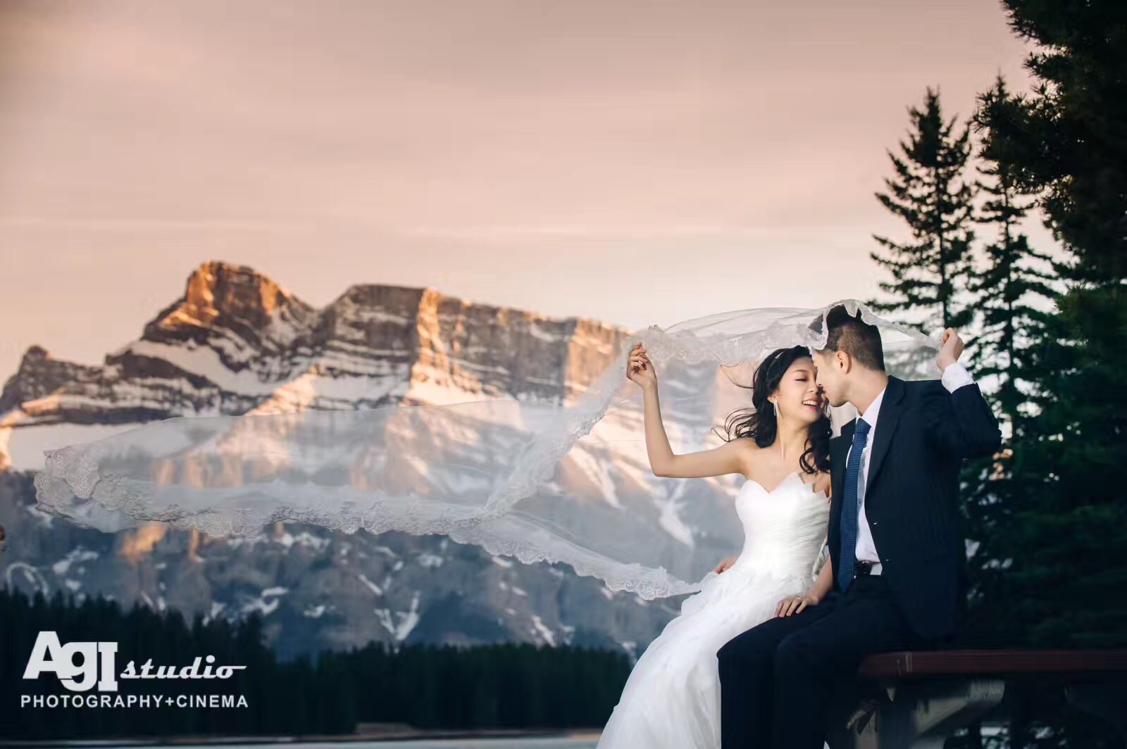 Newlyweds in Banff